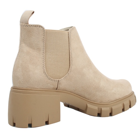 Light Wheat Faux Suede Chelsea Pull On Lug Ankle Boots - Picture 4 of 7